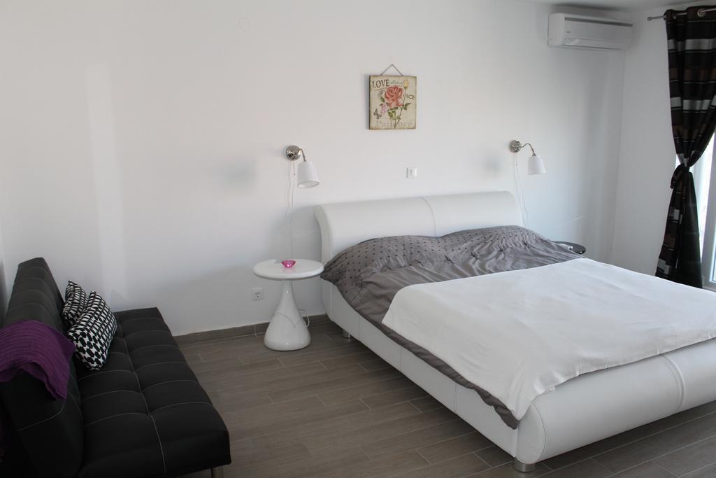 Apartments Mala تْسافتات المظهر الخارجي الصورة